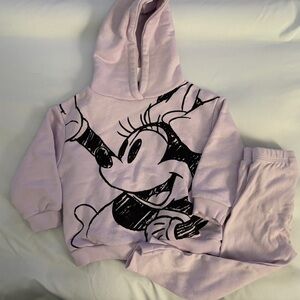 Zara Disney Light Purple outfit with Minnie Mouse